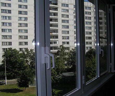 установка пластиковых окон на балконе Электроугли